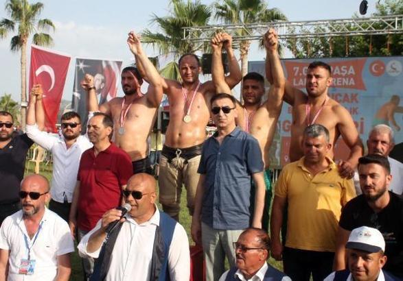 Gazipaşa'da başpehlivan Ahmet Selbest