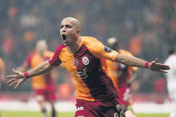 Sofiane Feghouli'den talimat: Sakın teklif getirme!