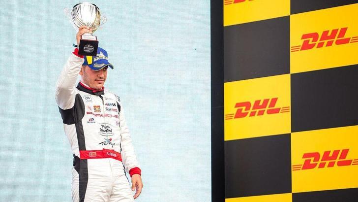 Ayhancan Güven, Porsche Carrera Cup'ta liderliğini sürdürdü