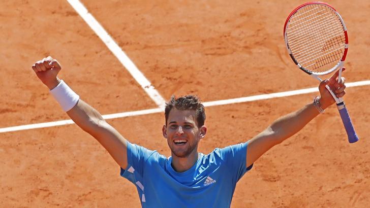 Novak Djokovic'i geçen Dominic Thiem, Roland Garros'ta finalde