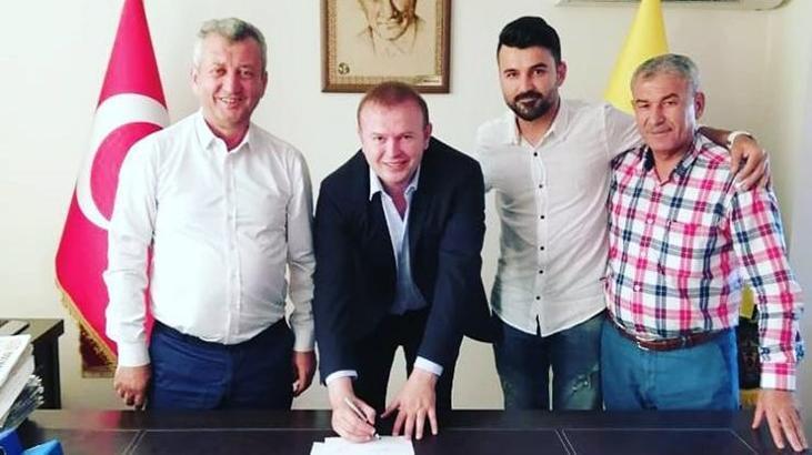 Menemen Belediyespor'da bir takım iki hoca!