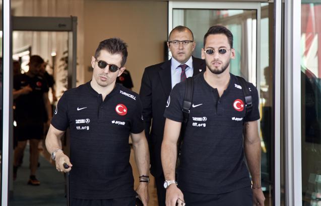 Hakan Çalhanoğlu: Kaybetmekten nefret ediyor olmamız gerek artık