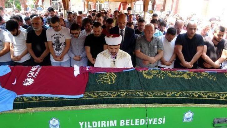 Trabzonspor taraftarı Mehmet Can Aydın, son yolculuğuna uğurlandı