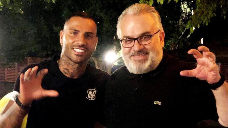 Beşiktaş'ın yıldızı Quaresma, Kemer'de tatilde