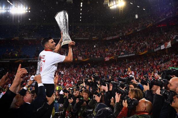Reyes, futbol dünyasını yasa boğdu