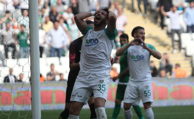 Bursaspor dibe doğru sürüklendi