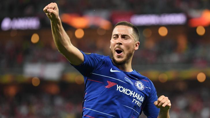 Eden Hazard, Real Madrid formasıyla poz verdi!