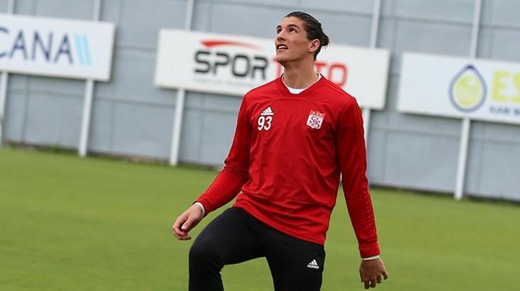 Sergio Rochet formayı terletmeden sezonu bitirdi