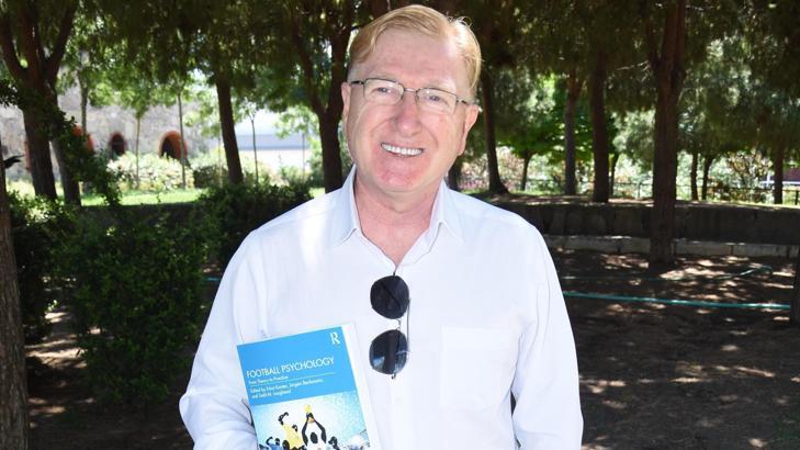 Profesör Erkut Konter'den Başakşehir yorumu