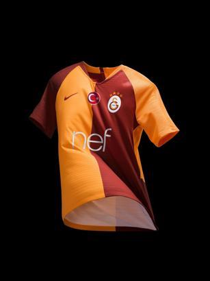 Galatasaray'da forma sponsorluğu için fiyat 6 milyon Dolar!