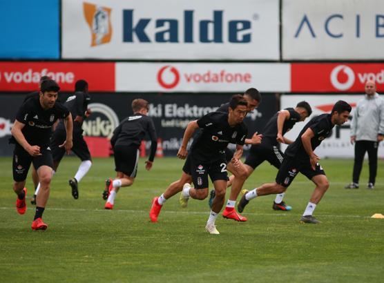 Beşiktaş'ın Kasımpaşa mesaisi sürüyor