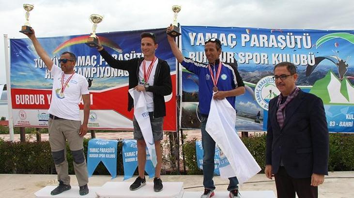 Türkiye Yamaç Paraşütü Hedef Şampiyonası'nın Burdur ayağı tamamlandı