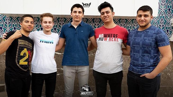 Wolfcity Antalya Turnuvası'nda şampiyon HazeuP takımı oldu