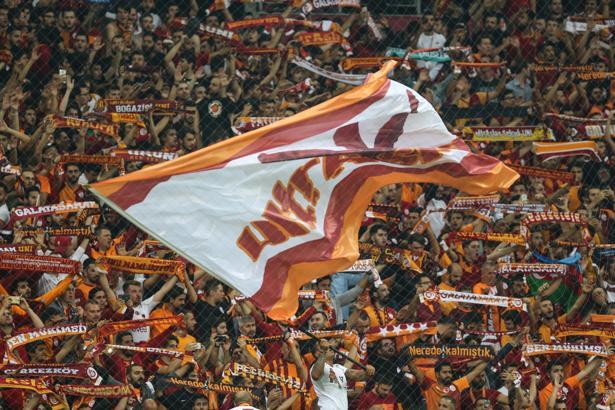Galatasaray'dan Beşiktaş derbisi öncesi büyük gelir!