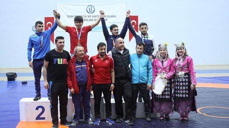 Serbest güreşte şampiyonlar belli oldu