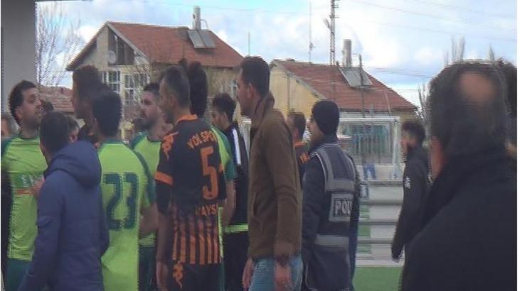 Şampiyonluk iddiası bitti, arbede çıktı