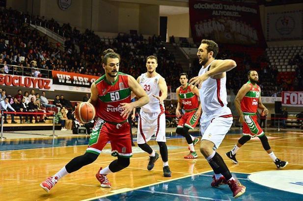 Basketbol Süper Ligi ve 1. Lig'de heyecan devam ediyor