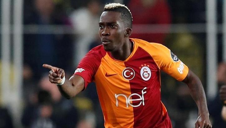 Onyekuru el yakıyor!