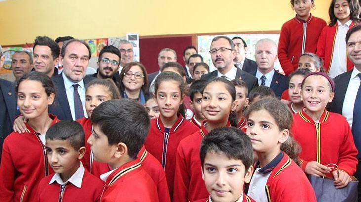 35 bin öğrenciye spor malzemesi desteği Gaziantep'ten başladı