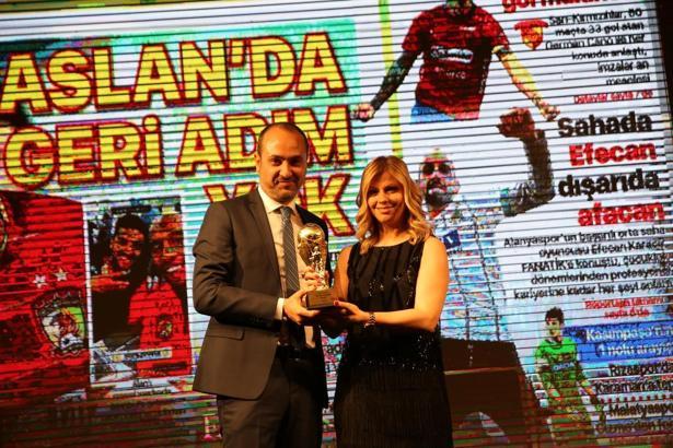 Yılın spor gazetesi FANATİK