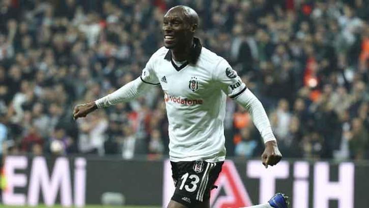 Biyonik adam Atiba Hutchinson!