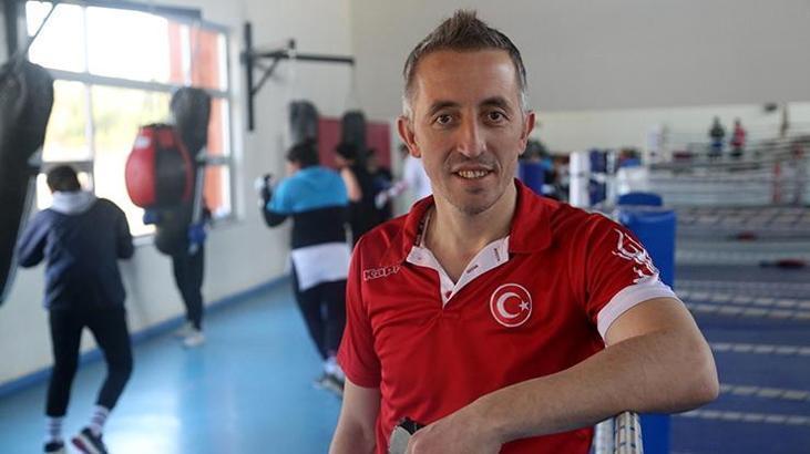 Ahmet Çınar: Yumruklarımızı şehit polisler için atacağız