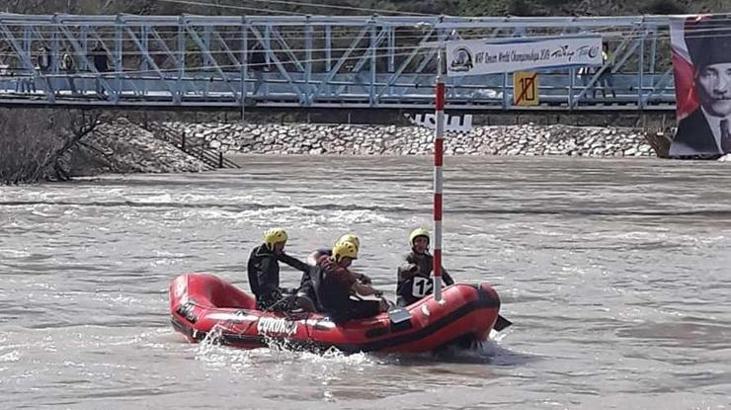 Zap Rafting Takımı şampiyonluk yolunda