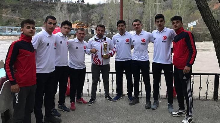 Rafting Düzce takımı tarihinde ilk kez Milli Takıma seçildi