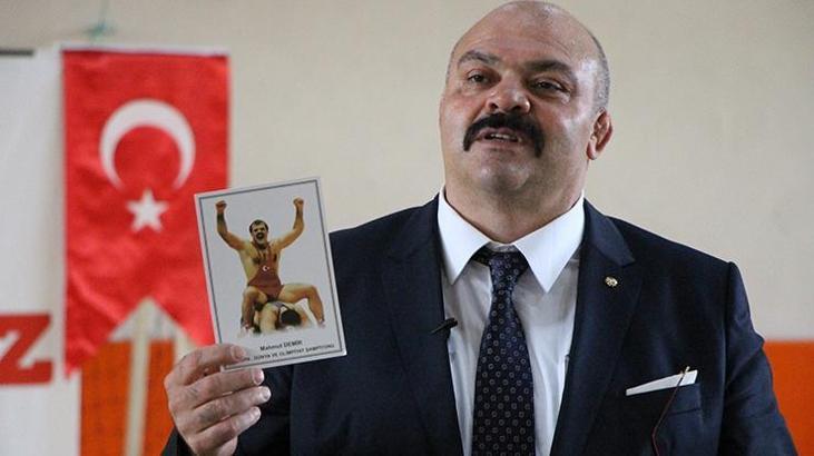 Mahmut Demir'den Rıza Kayaalp'e ‘altın' tavsiye