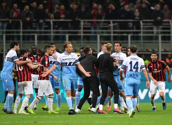 Milan-Lazio maçı sonrası ortalık karıştı! Forma krizi...
