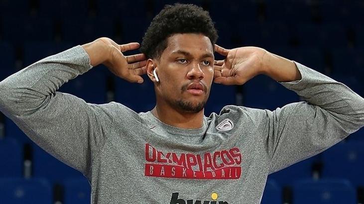 Olympiacos'ta maaş krizi! Axel Toupane sözleşmesini feshetti