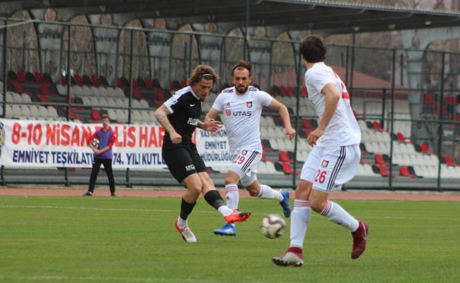 Kastamonuspor 1966 - UTAŞ Uşakspor: 2-1