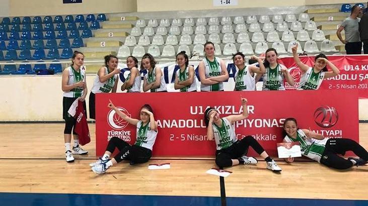Düzce Belediyespor rakip tanımıyor!
