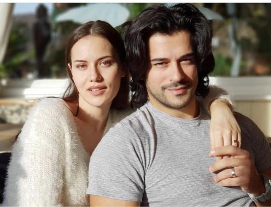 Fahriye Evcen ve Burak Özçivit çifti 'Karan'a kavuştu