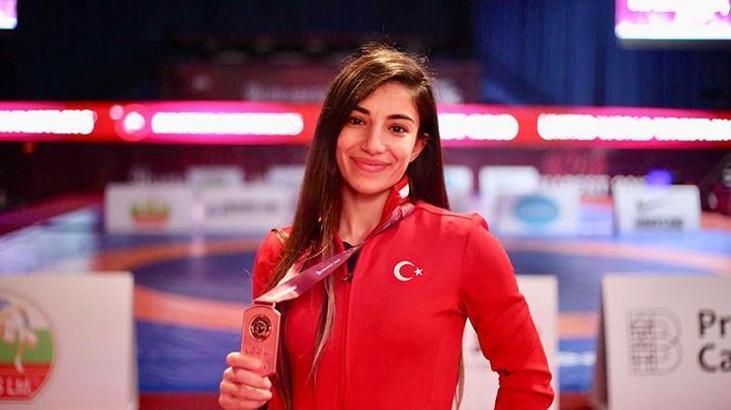 Evin Demirhan: