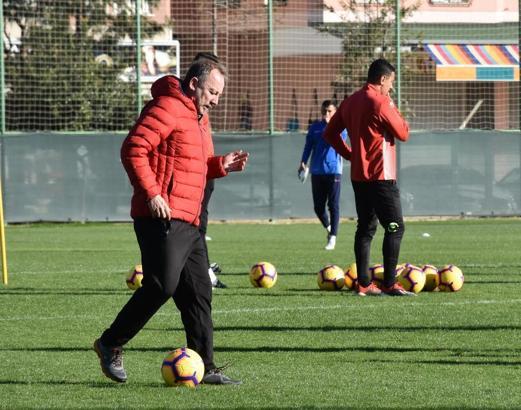 Sergen Yalçın: Tek düşüncemiz bir an evvel barajın üzerine çıkmak