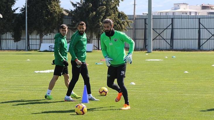 Akhisarspor'da kupa hazırlıkları sürüyor