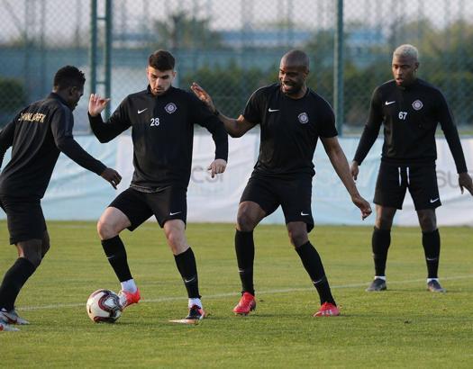 Osmanlıspor, Altınordu hazırlıklarına devam etti