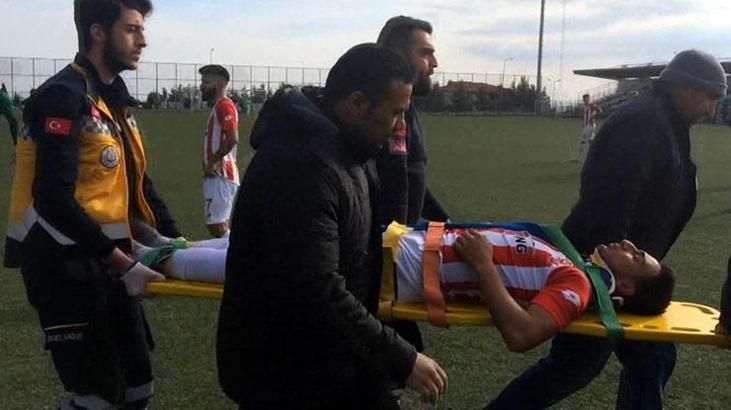 Dili boğazına kaçan futbolcu hayata döndürüldü