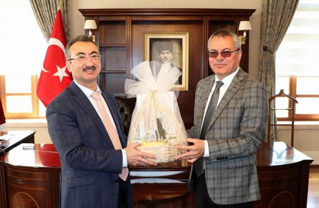 Gençlik ve Spor Bakan Yardımcısı Ersöz, Manisa'da