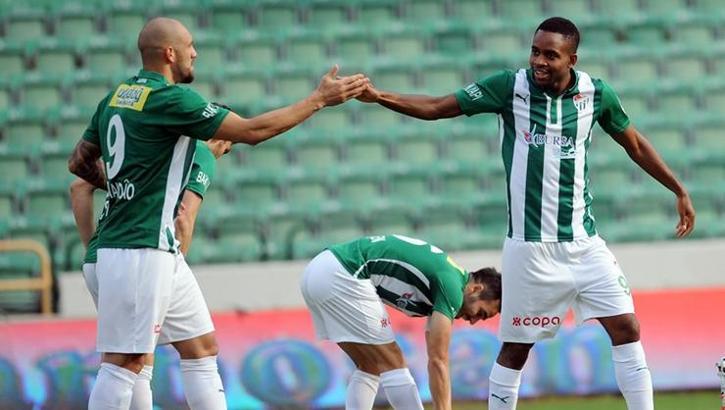 Bursaspor, Fernandao-Bakambu ikilisini mumla arıyor