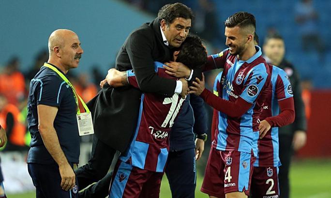 Hüseyin Türkmen, Trabzonspor'u önce yaktı sonra kurtardı!