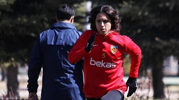 Emre Demir U16 Milli takıma davet edildi