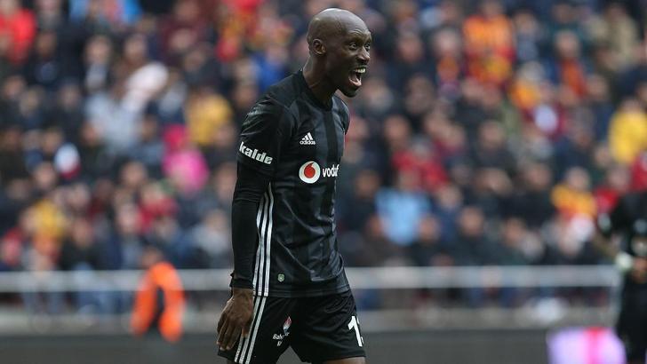 Beşiktaşlı Atiba Hutchinson'a övgü yağmuru: