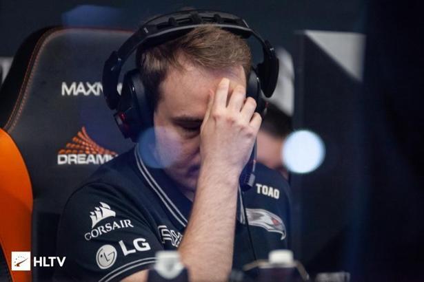 Virtus.pro TOAO'yu yedeğe çektiğini açıkladı