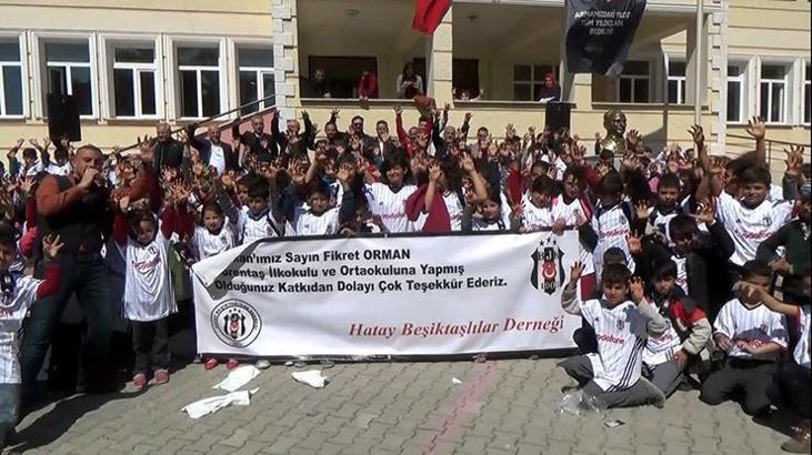 Hatay'da 450 çocuğa Beşiktaş forması giydirildi
