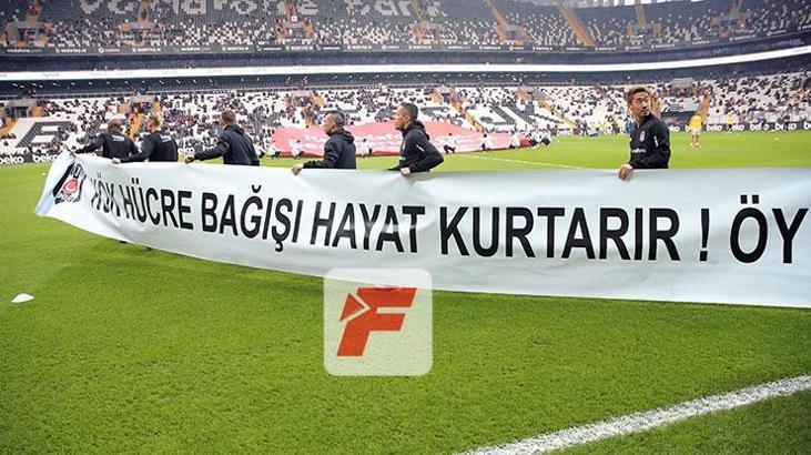 Beşiktaş'tan anlamlı pankart