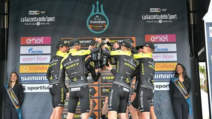 Mitchelton-Scott takımı, Tirreno Adriatico'ya hızlı başladı