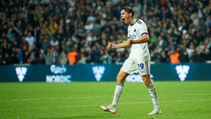 Fenerbahçe'de Robert Skov pazarlığı!