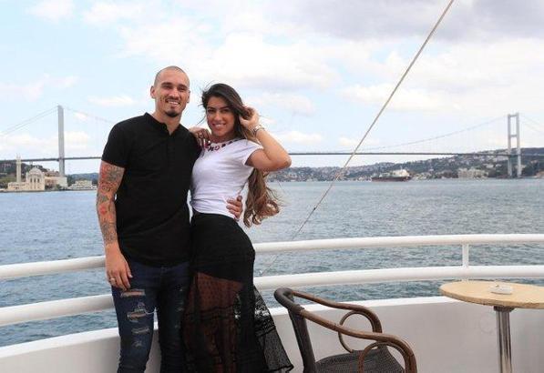 Maicon'dan eşi Ursula'ya sürpriz mesaj